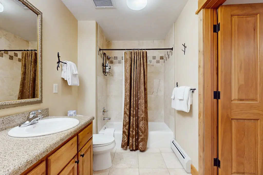 Canyon Creek A206