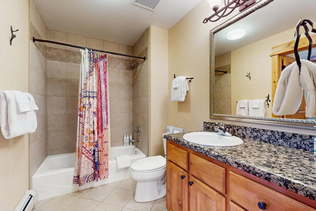 Canyon Creek A206