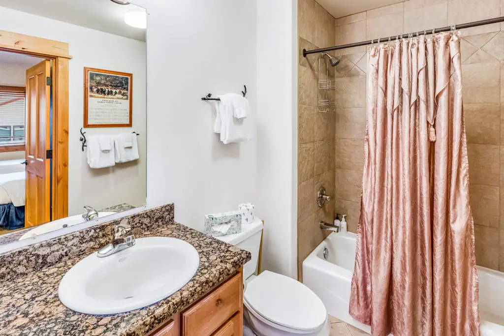 Canyon Creek B202