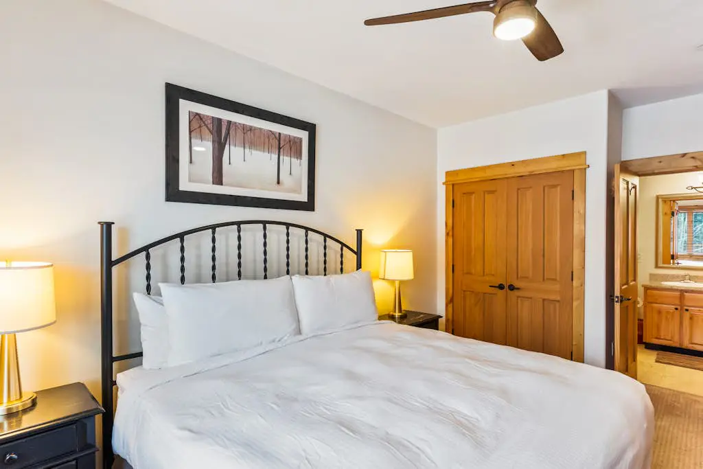 Canyon Creek B206
