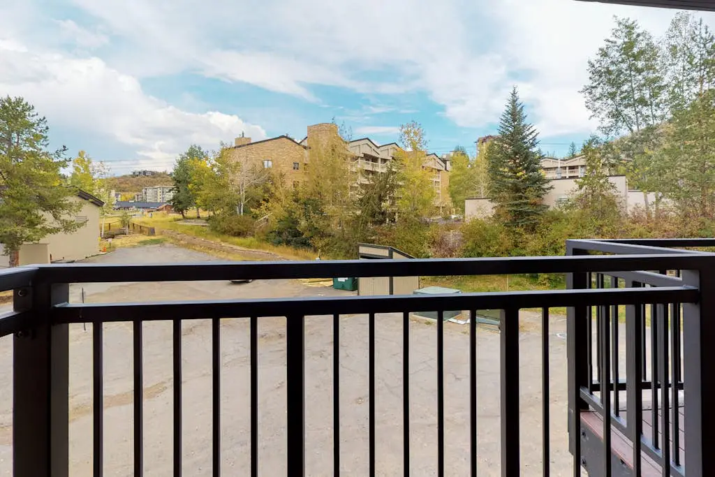 Ptarmigan House 20