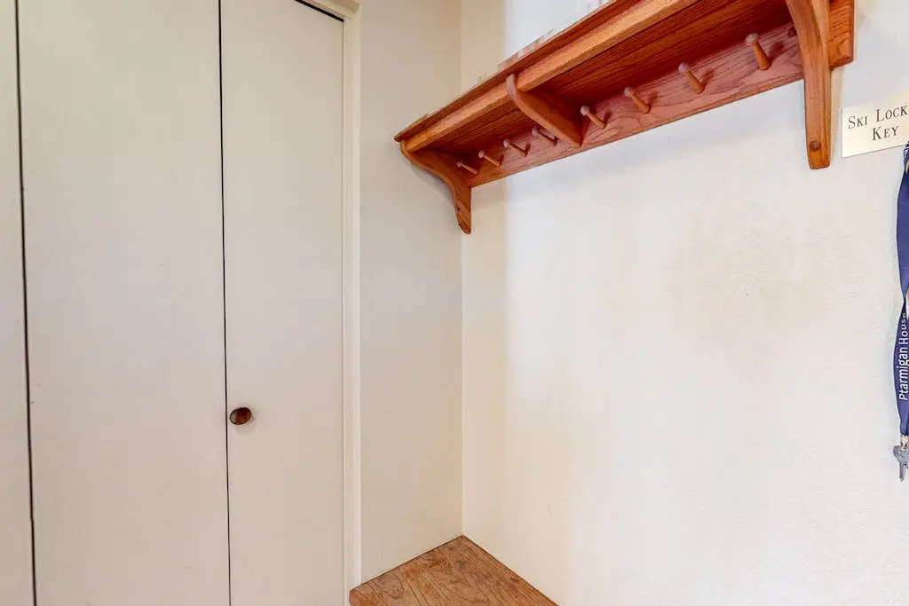 Ptarmigan House 10