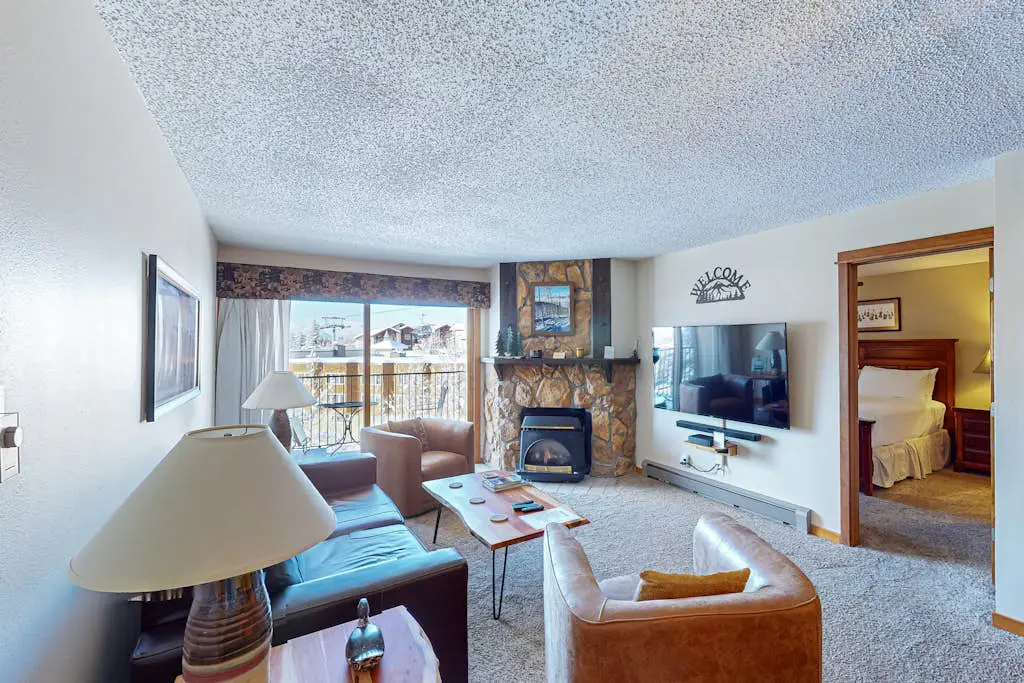 Ski Inn 222