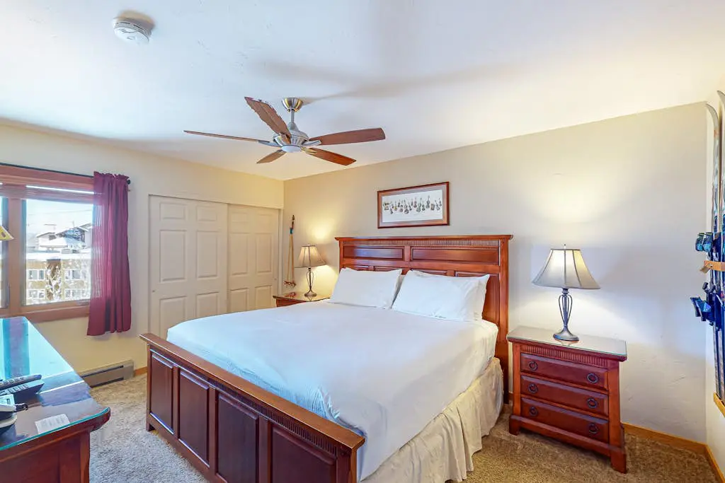Ski Inn 222