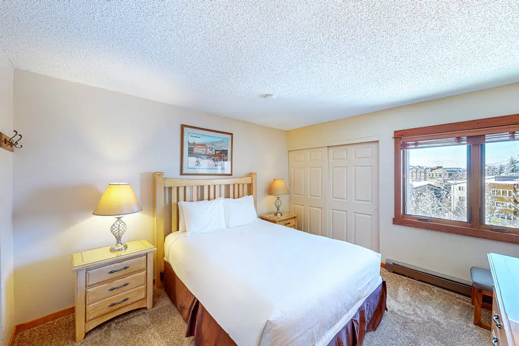 Ski Inn 222