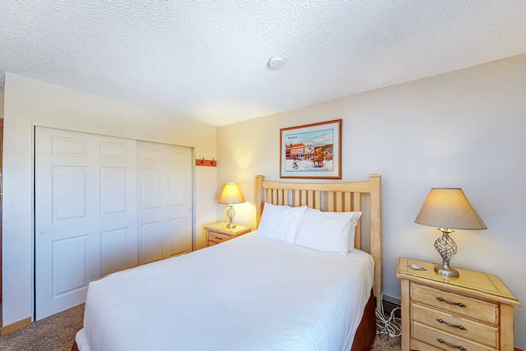Ski Inn 222