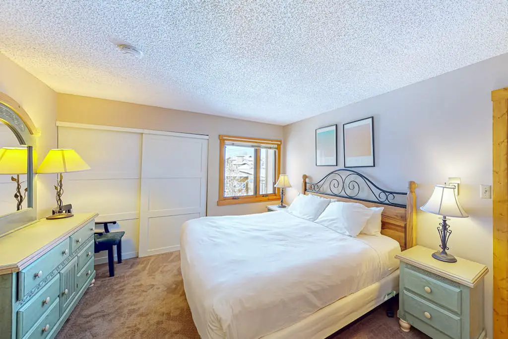 Ski Inn 223