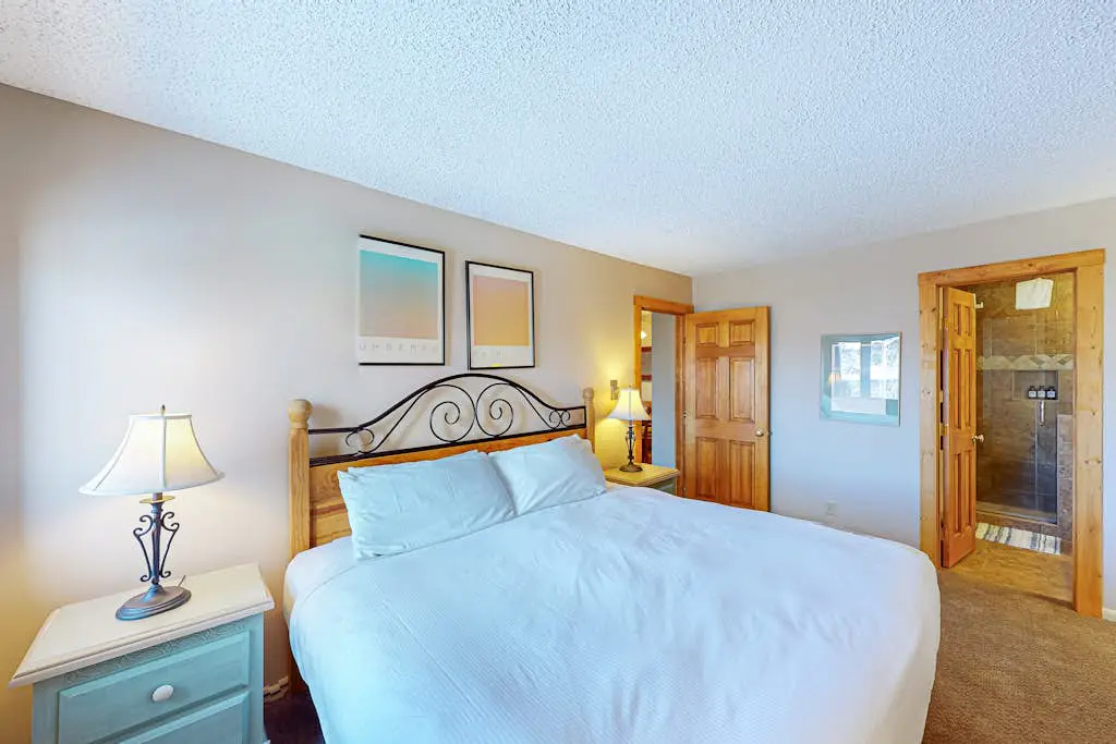Ski Inn 223