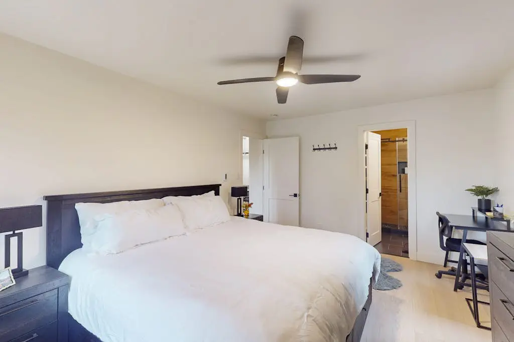 Ski Inn 311