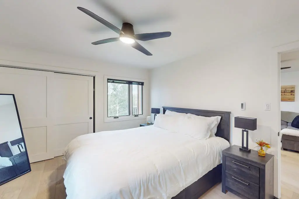 Ski Inn 311