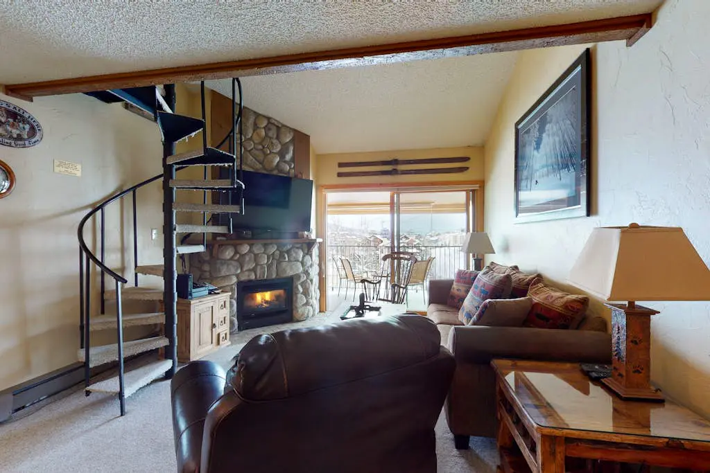 Ski Inn 331