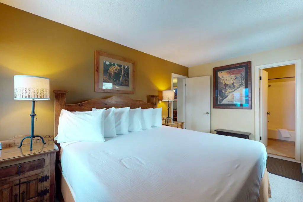 Ski Inn 331