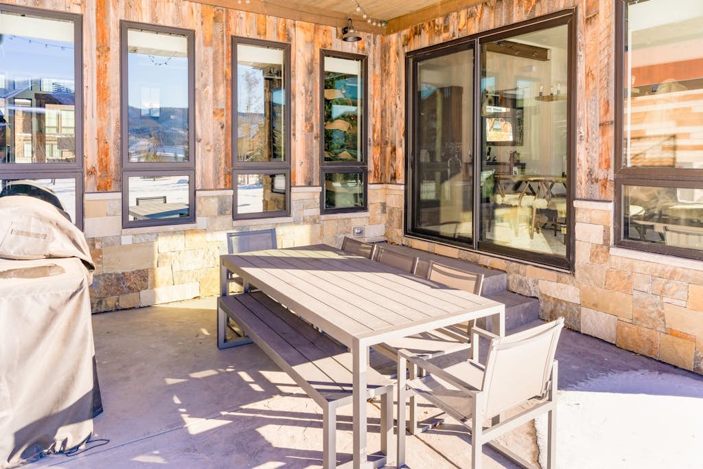 Mountain home near gondola to ski resort with private hot tub & game/pub room