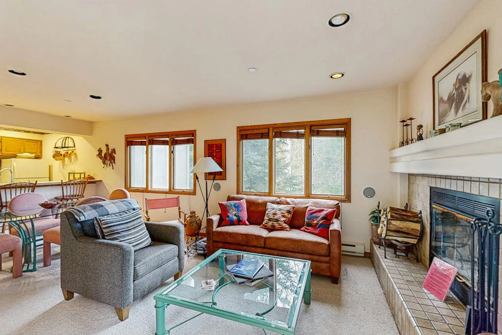 Townsend Place B206
