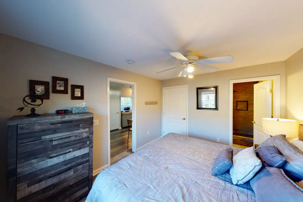 Crazy Horse Condo