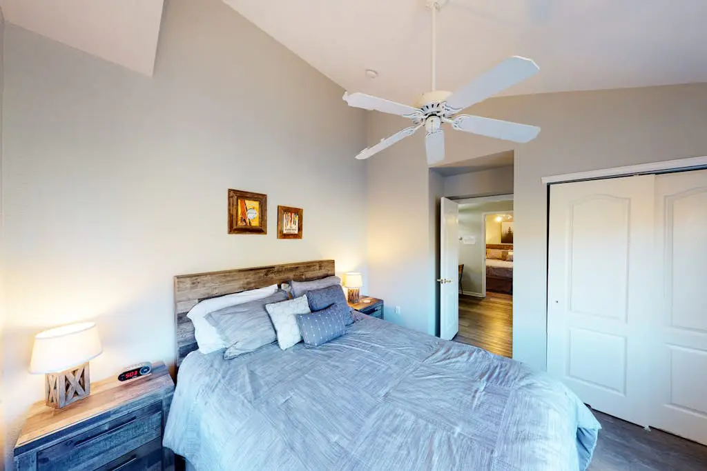 Crazy Horse Condo