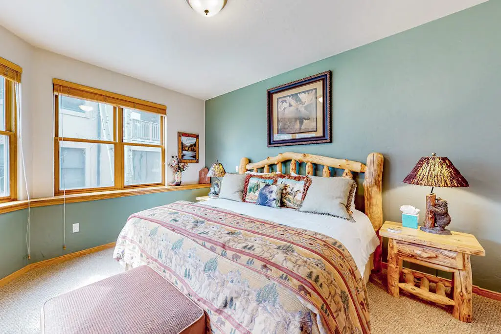Evergreen Retreat, Unit 101