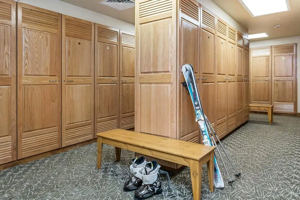 Settler's Lodge 104