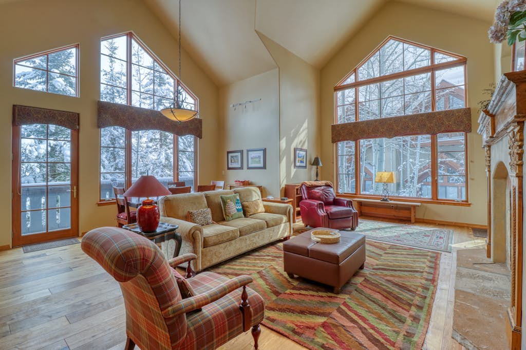 ski-in/out condo with pool, hot tub, & tennis - walk to lifts