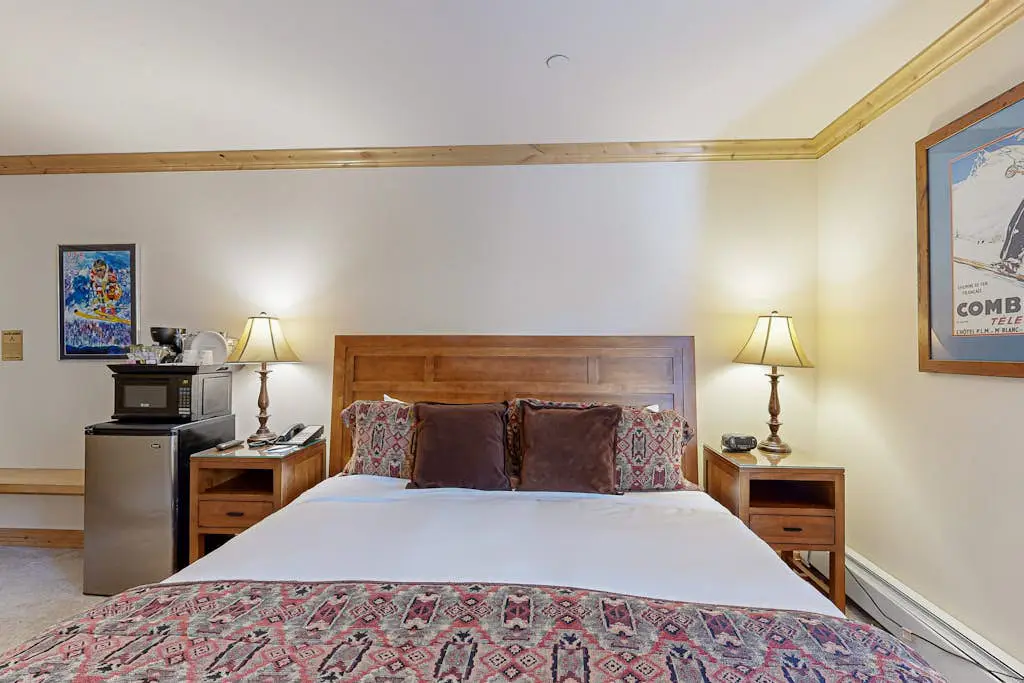 Lion Square Lodge South 655