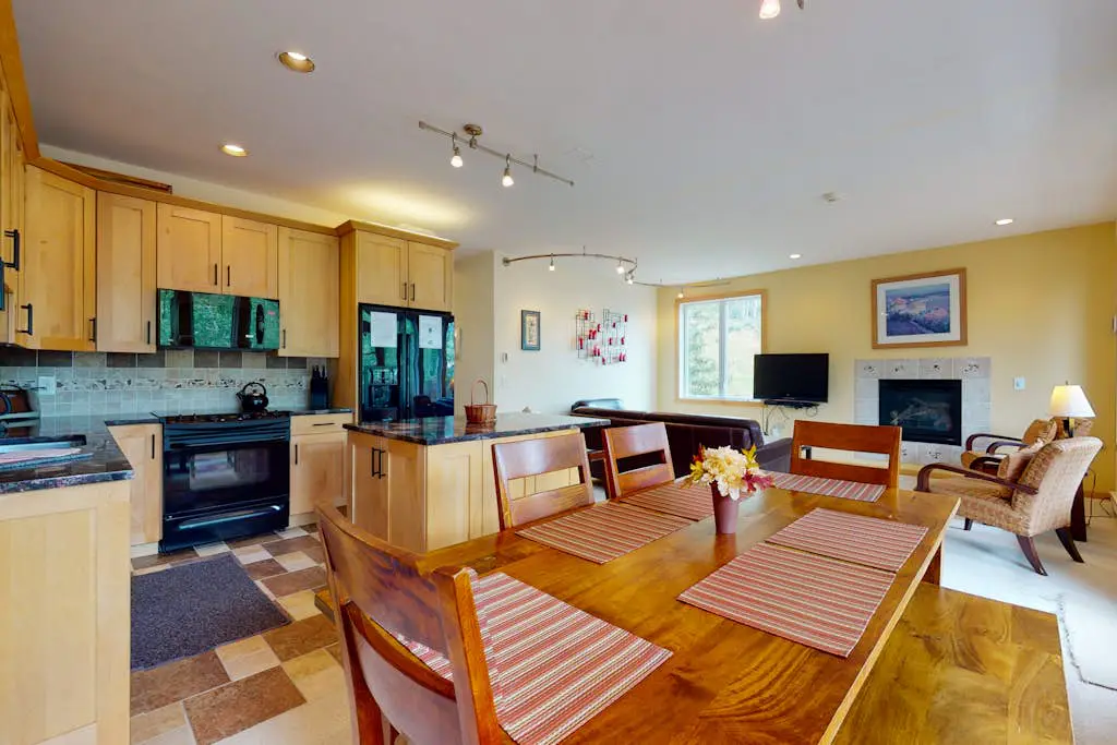 Sun Vail 31B