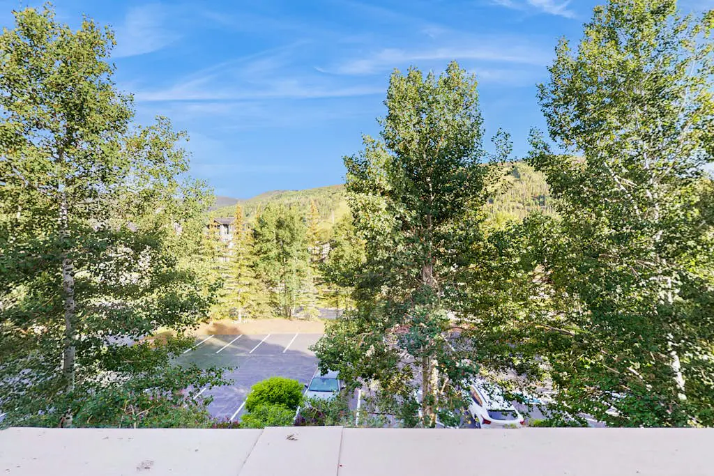 Sun Vail 33E