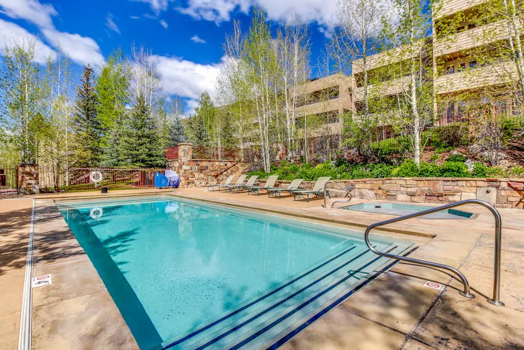 Sun Vail 24A