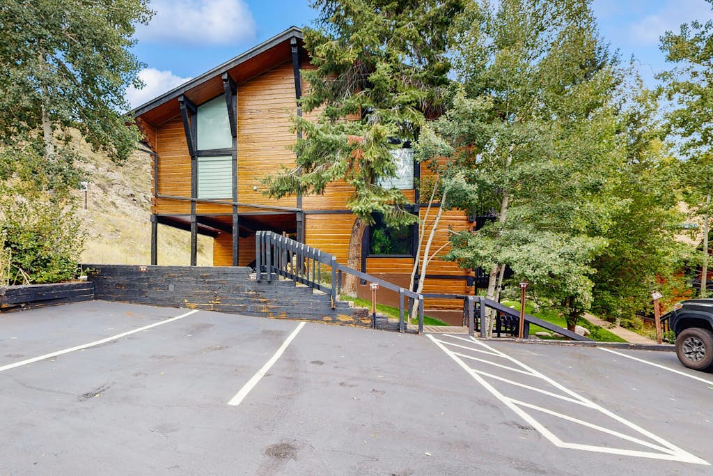 Creekside Condo w/ Lovely Gore Creek View & Wood Stove - Steps to Shuttle