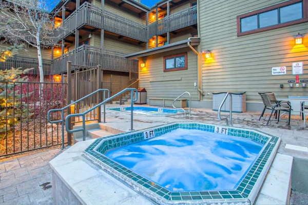 Top-floor Steamboat condo with pool & hot tub - near lifts & downtown