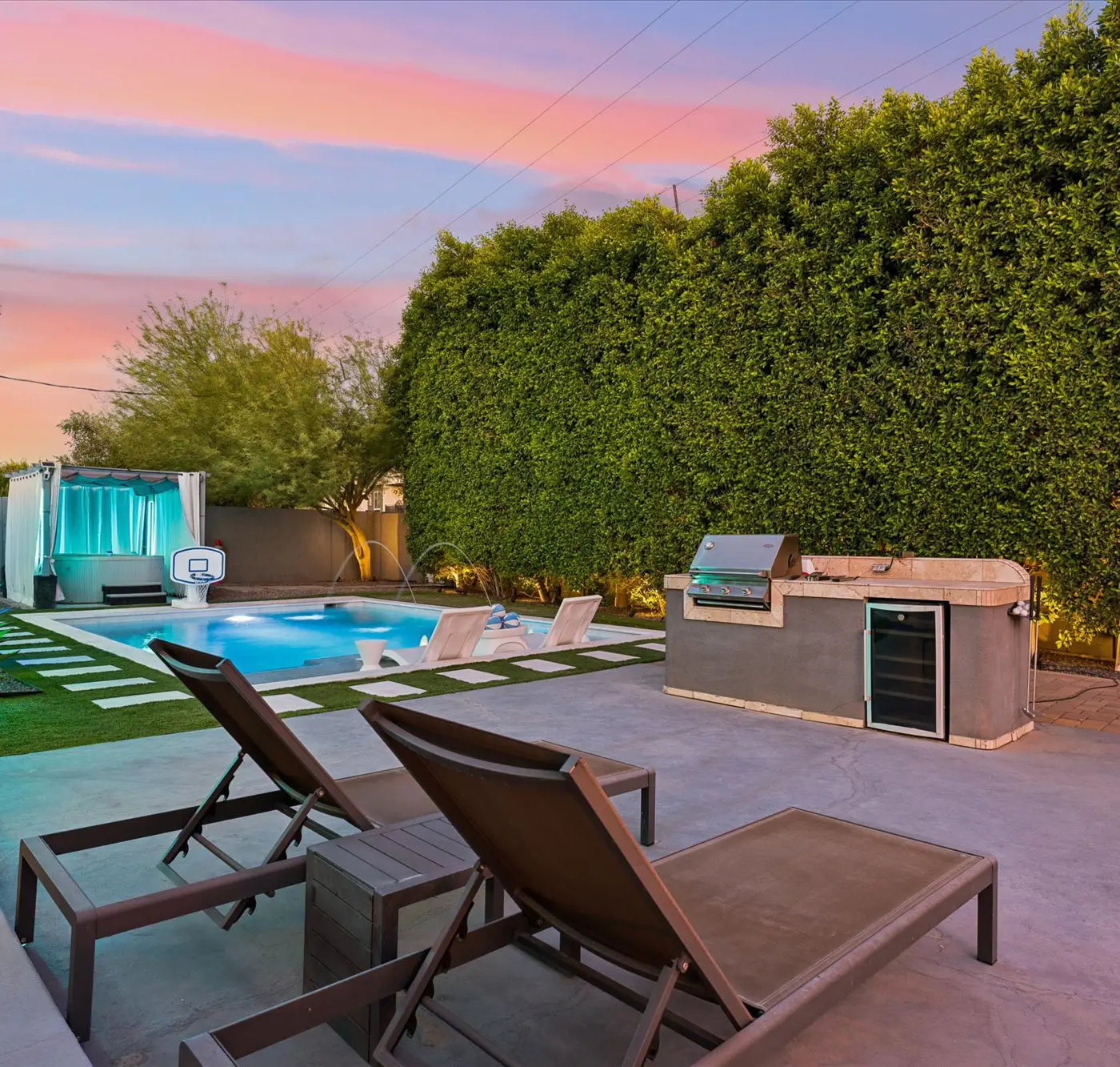 Luxe Retreat