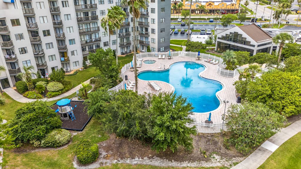 Scenic Lakeview Condo w Balcony and Resort Pools