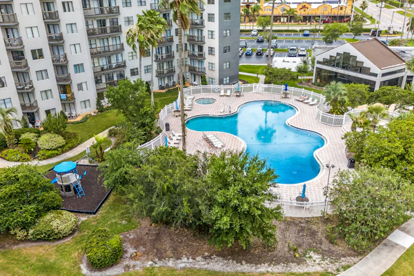 Scenic Lakeview Condo w Balcony and Resort Pools