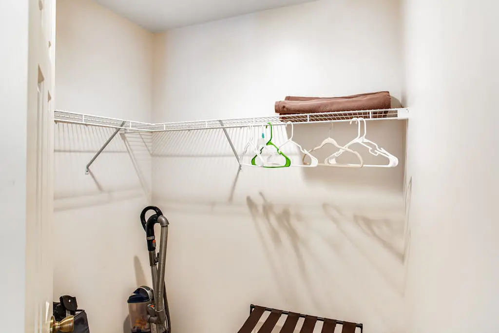 Modern Townhouse with WiFi and Washer/Dryer
