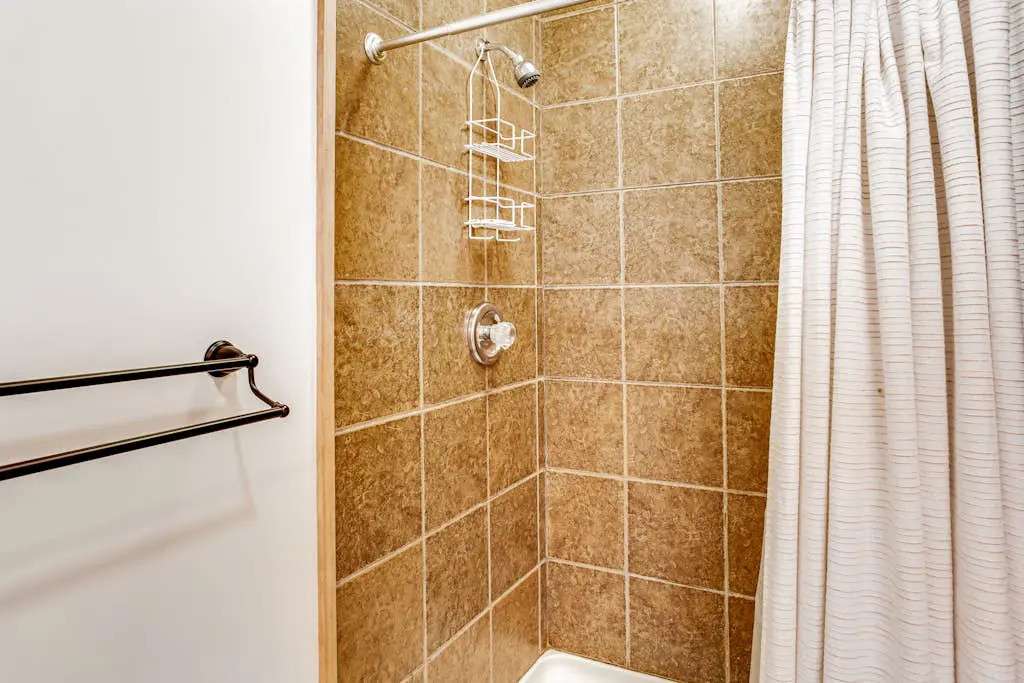 Modern Townhouse with WiFi and Washer/Dryer