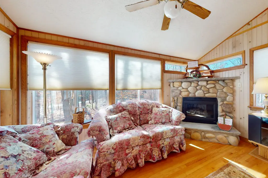 Arrowhead Lake Leisure