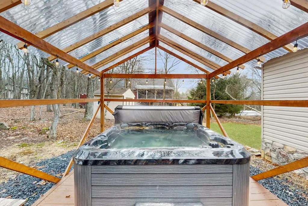 Lakeside Chalet with Hot Tub, Fire Pit & Game Room