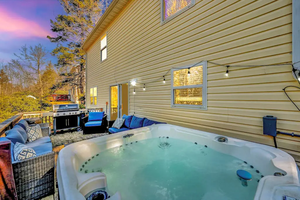 Leisurely Living in Long Pond