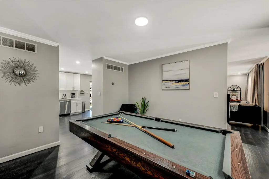 Leisurely Living in Long Pond