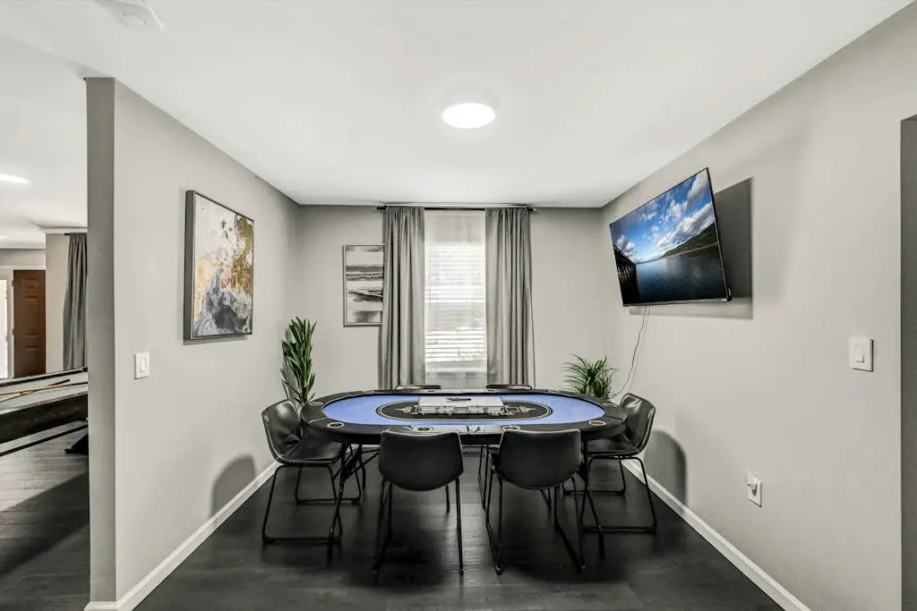 Leisurely Living in Long Pond