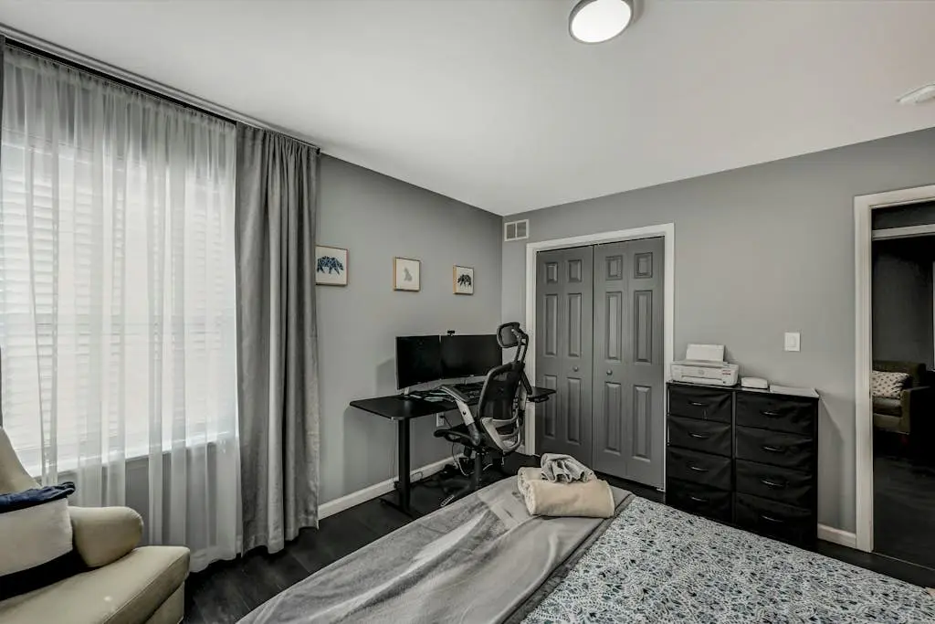 Leisurely Living in Long Pond