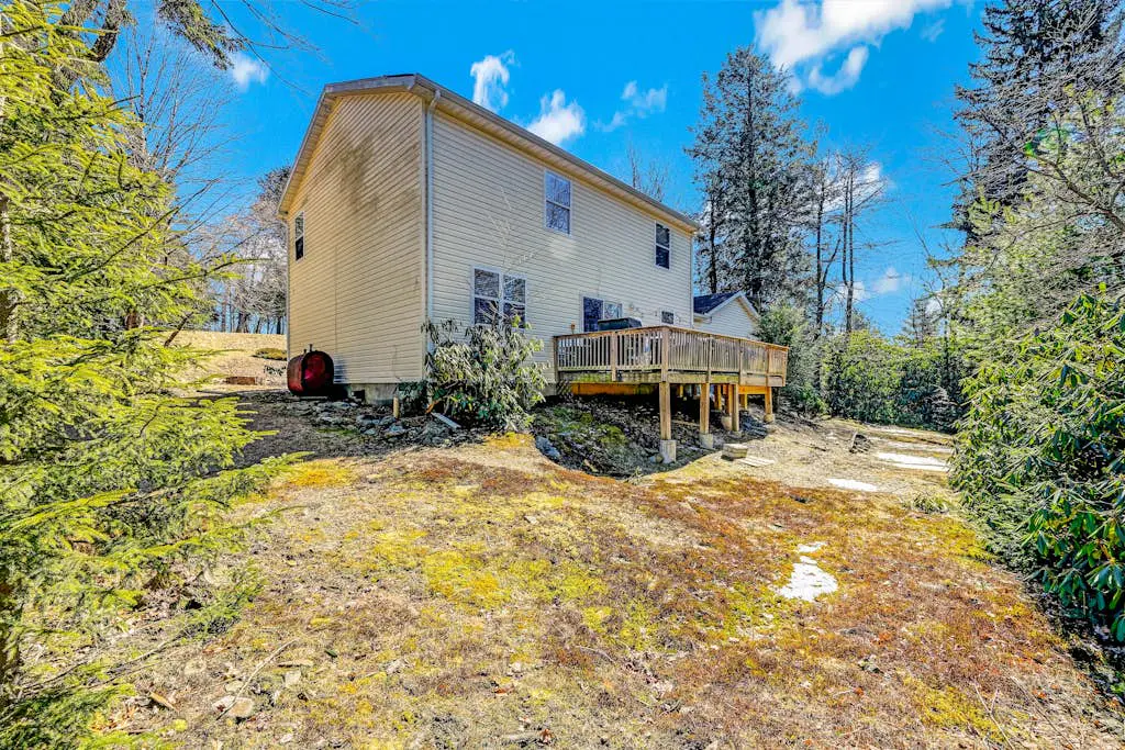 Leisurely Living in Long Pond