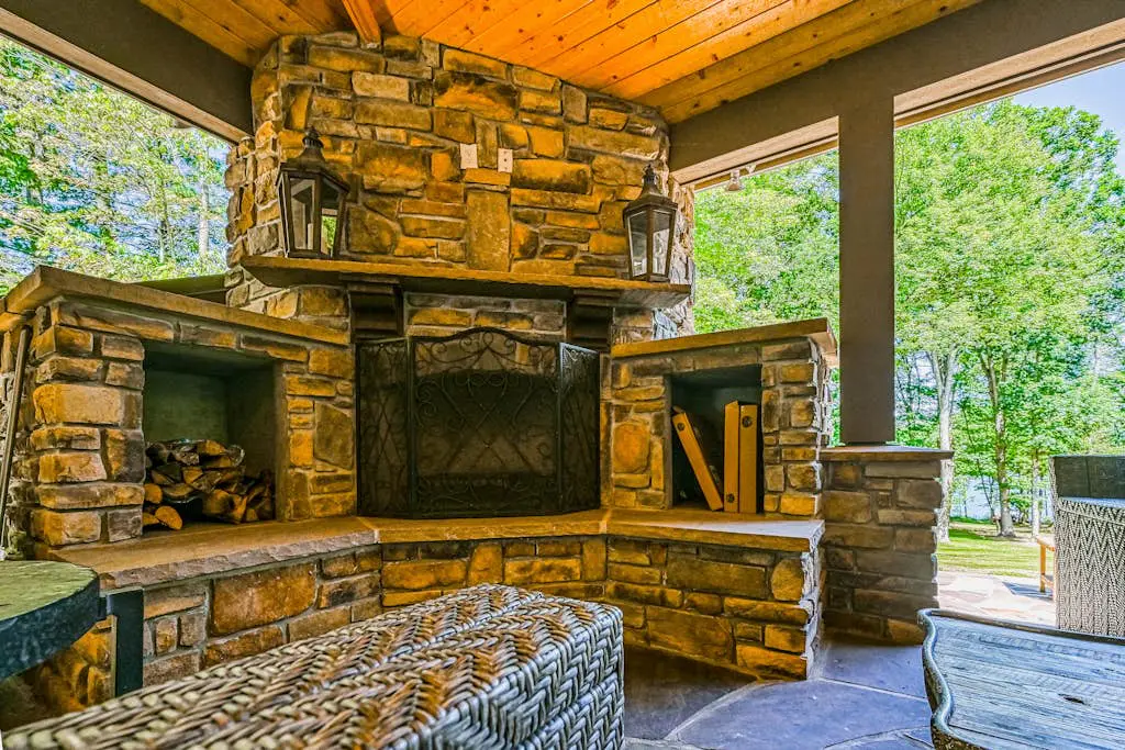 Luxury 4BR Mansion - HOT TUB - Lake View - Oakland