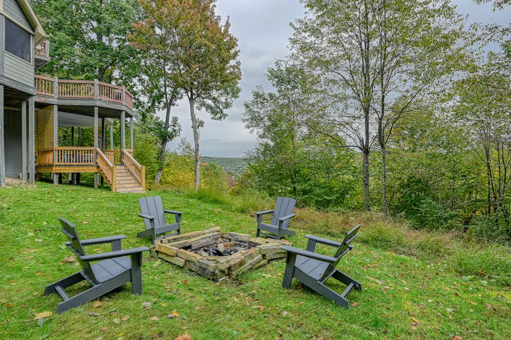 Spacious 5BR - HOT TUB - Lake & Mountain Views