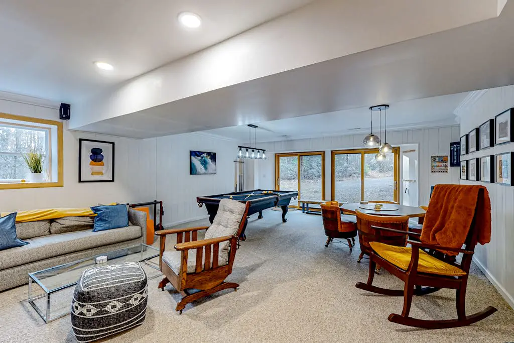 Charming 4BR Home - HOT TUB - Oakland