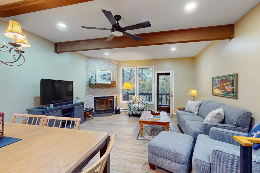 Liftside Retreat