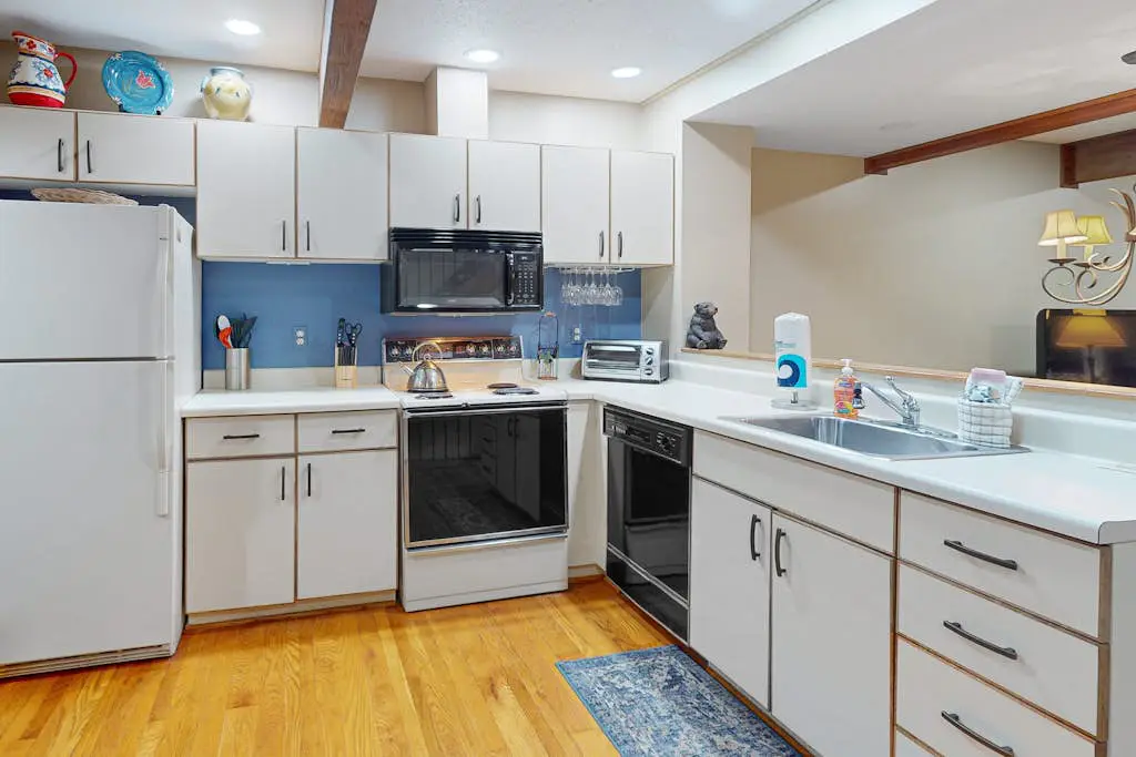Liftside Retreat