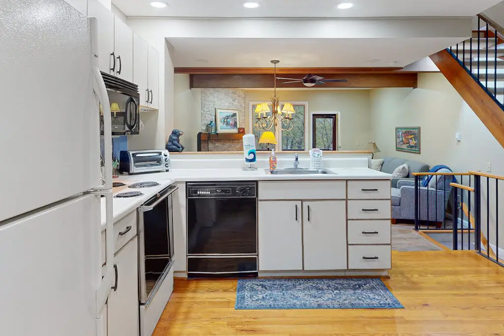 Liftside Retreat