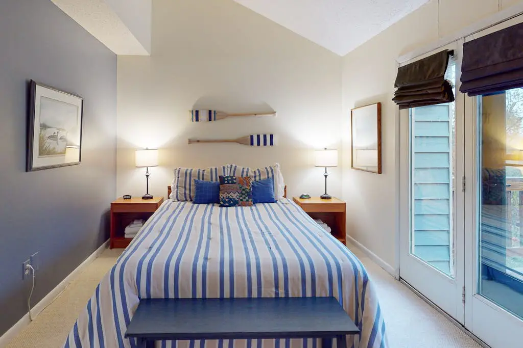 Liftside Retreat