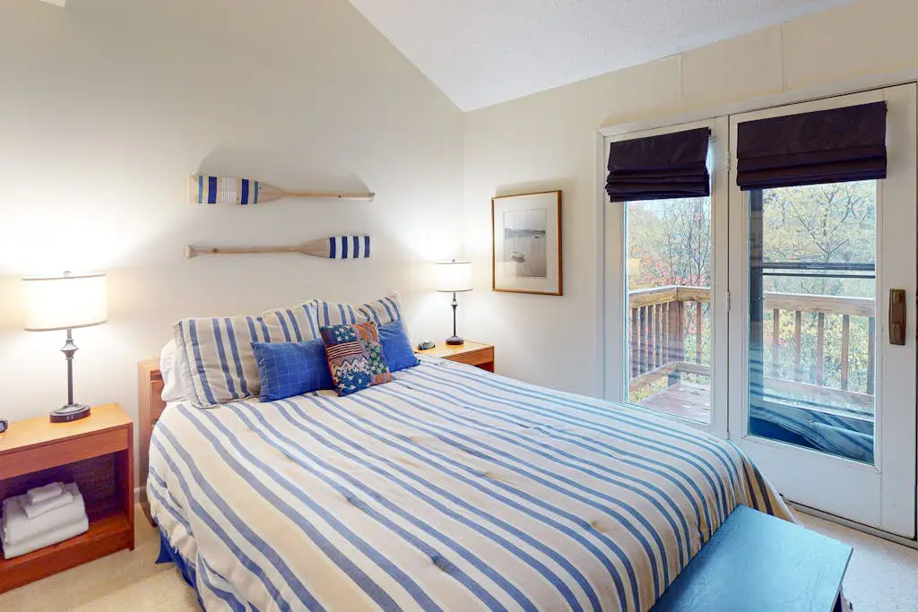 Liftside Retreat