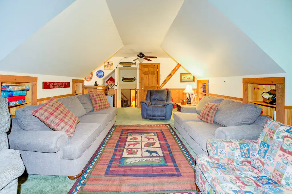 Lazy Bear Lodge